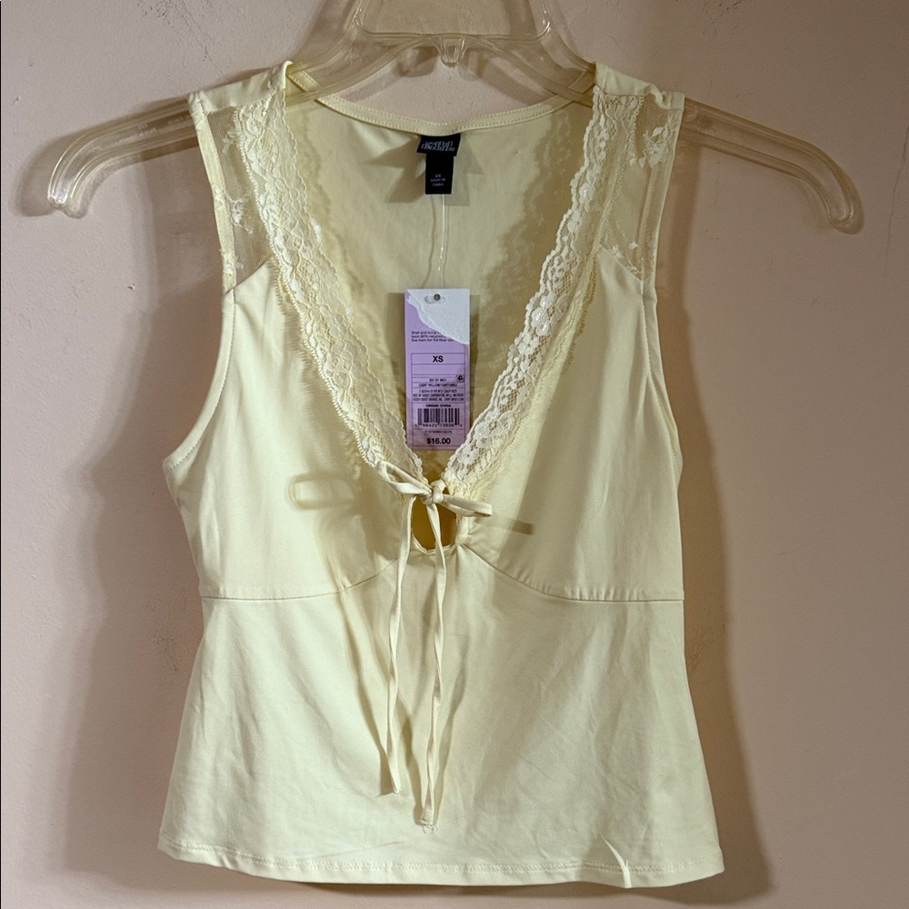 Wild Fable Tank Top Women’s XS Yellow Lace Trim Bow Cami Stretch Sleeveless…10